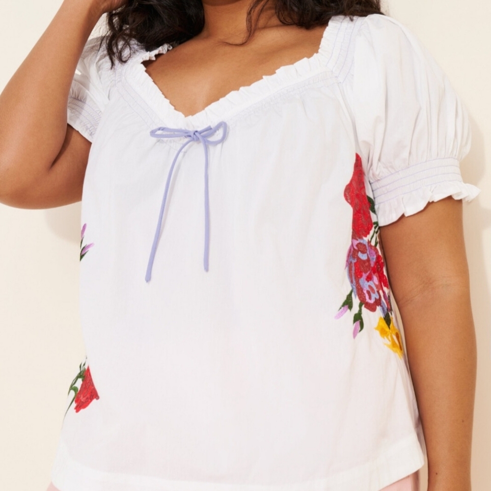 💐Anthropologie White Floral Embroidered Peasant Top Puff Sleeve Smocked  3X/4X